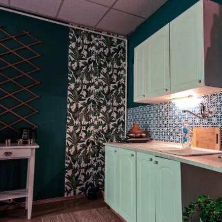 Atlas With Shared Bathroom Проживание в семье