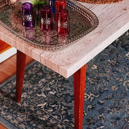 Проживание в семье Atlas With Shared Bathroom *