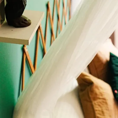 Atlas With Shared Bathroom Μπρατισλάβα